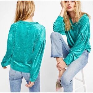 We The FREE PEOPLE Milan Layering Velvet Sweater Top Dolman Long Sleeve Green